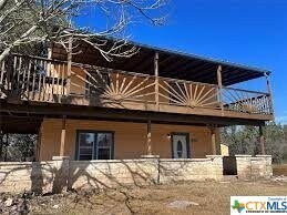 Foto del edificio - 230 Six Pines Rd