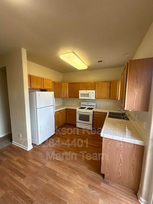 Building Photo - 210 John Eugene Ct
