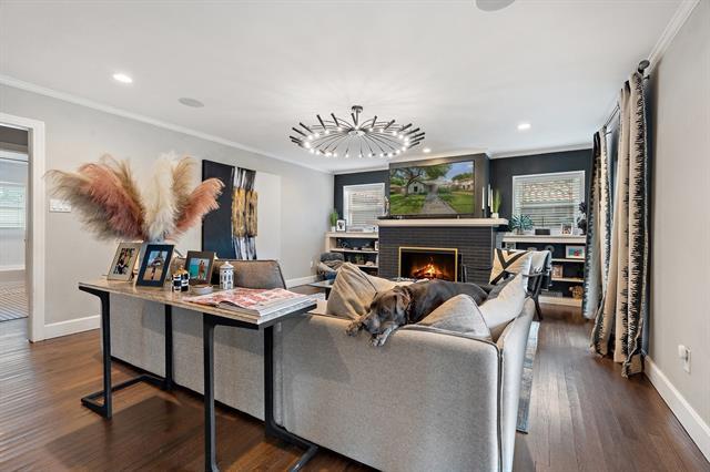 Foto del edificio - 5308 Parkland Ave