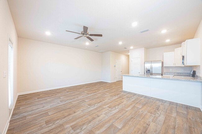 Foto del edificio - 32195 Emancipation Cir