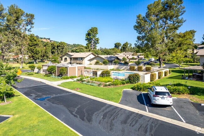 Building Photo - 1622-1780 Pala Lake Dr