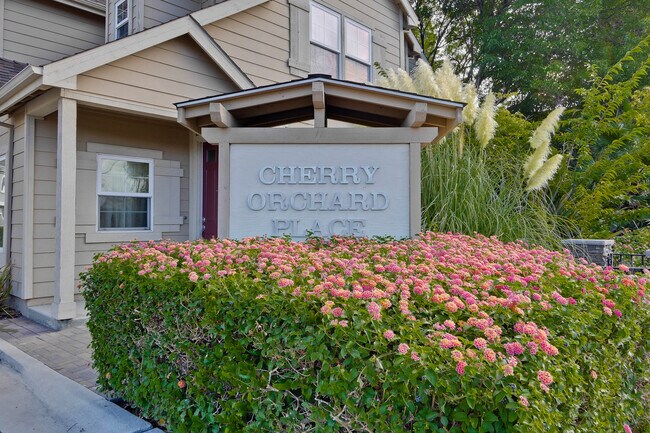 Foto del edificio - 814 Cherry Orchard Pl