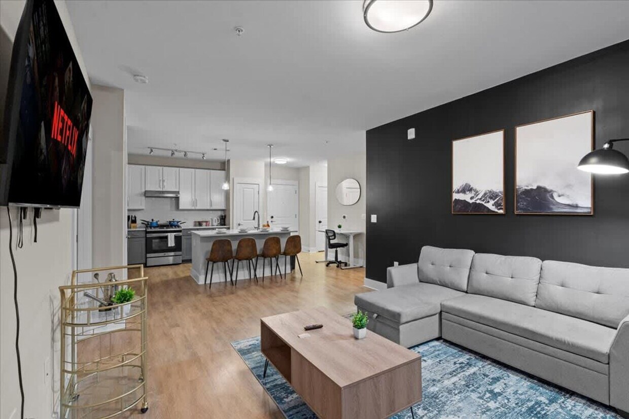Foto principal - 5811 Market Way Dr