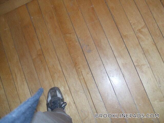 Primary Photo - 1822 Beacon St