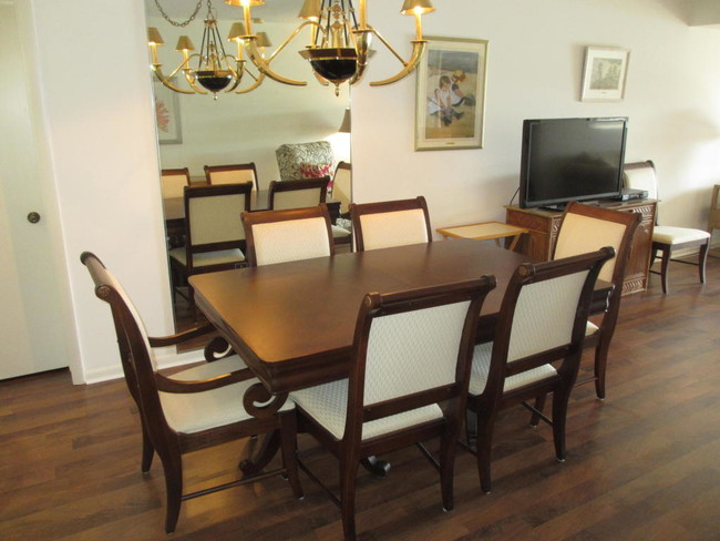 Building Photo - 1501  Marina Isle Way 302