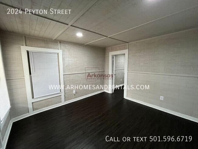 Foto del edificio - 2024 Peyton St