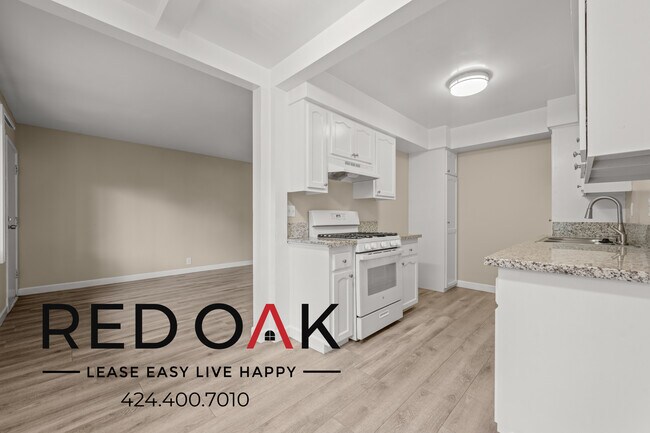 Building Photo - Fabulous Updated One Bedroom Bungalow with...