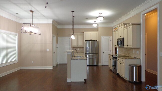 Foto del edificio - 2444 Bell Manor Dr SW