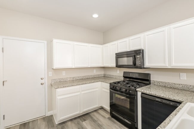 Building Photo - 5854 Lee Fairy Court