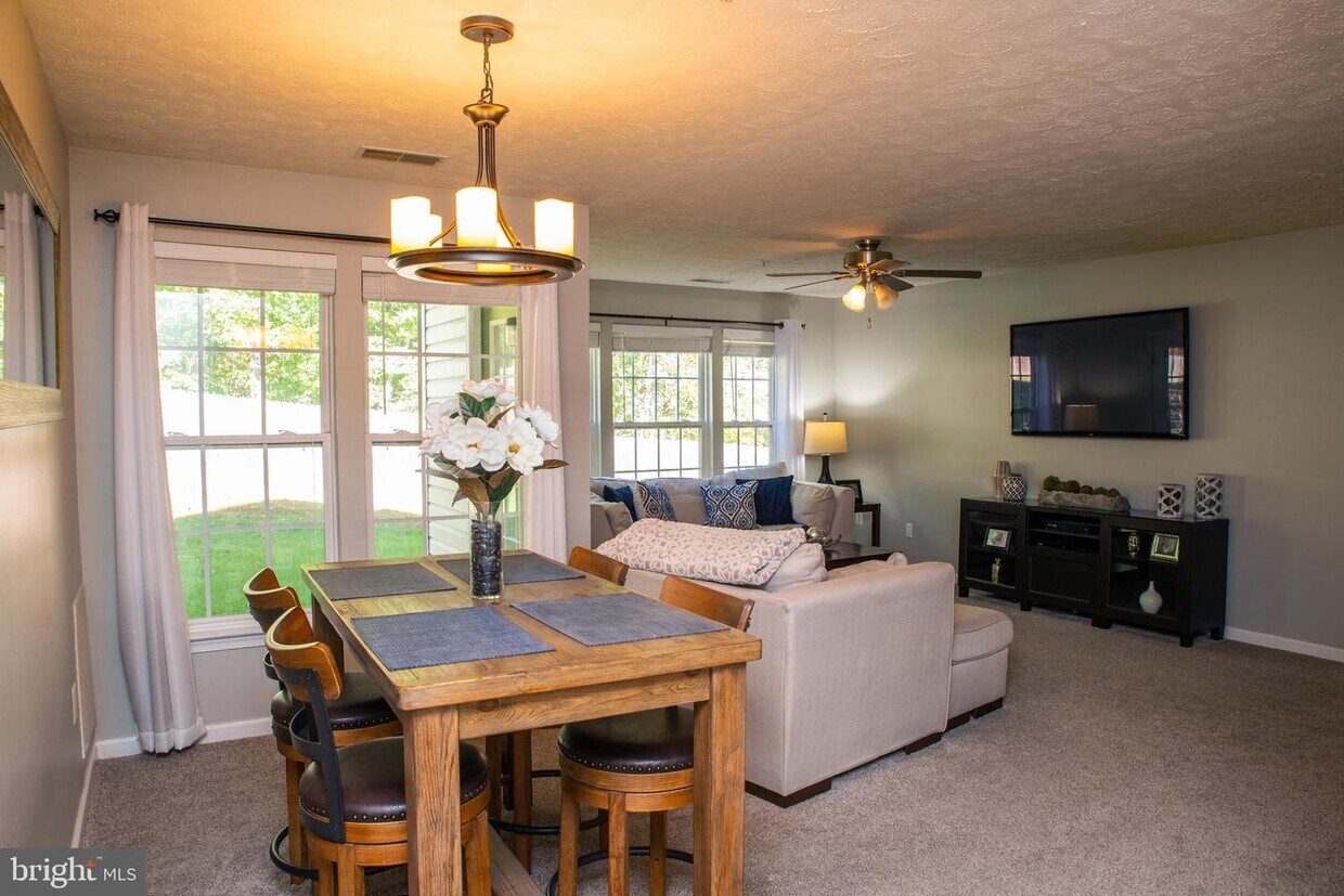 Primary Photo - 5033 Marchwood Ct