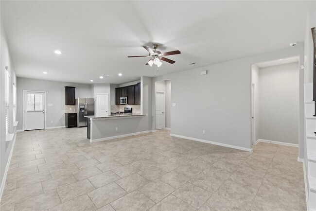 Building Photo - 1611 N City Oaks Ln