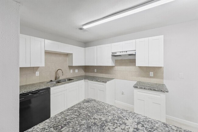 Foto del edificio - 23311 Pebworth Pl