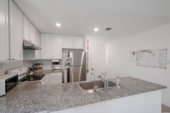 Foto del edificio - Charming 3- Bedroom in Rosillo Ranch