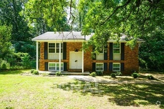 Building Photo - 105 Silverleaf Dr