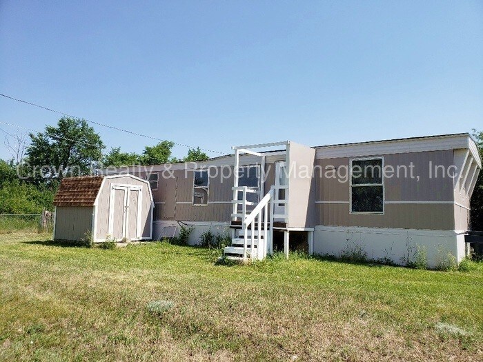 Primary Photo - 4409 Summit Dr