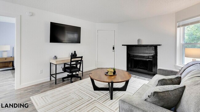 Foto del edificio - 1225 E Pleasant Run Rd
