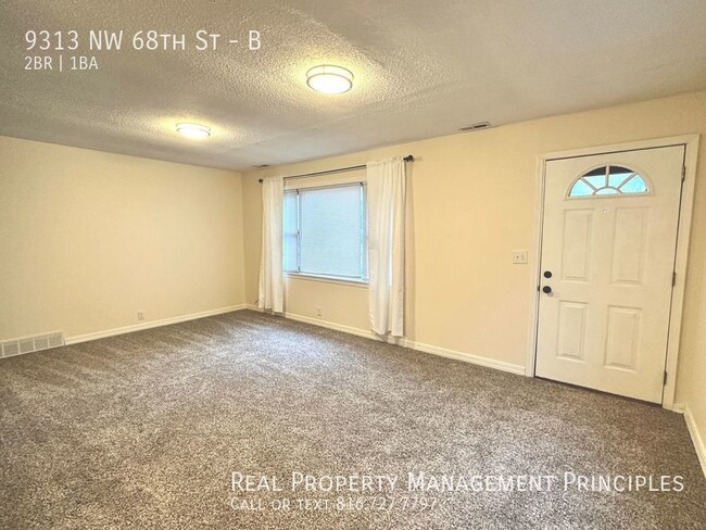 Building Photo - Completely Renovated 2 Bedroom 1 Bath Home!!