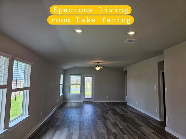 Foto del edificio - 1402 Copeland Dr