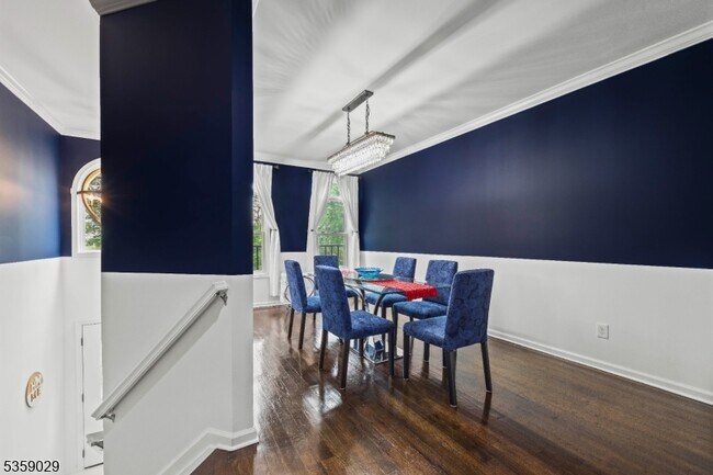 Foto del edificio - 472 Hartford Dr