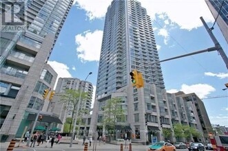 Building Photo - 2181 Yonge St