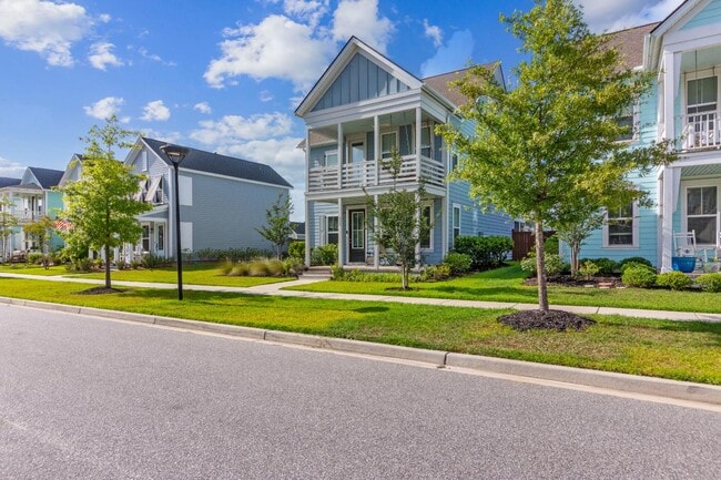 Building Photo - 332 Ripple Park Dr