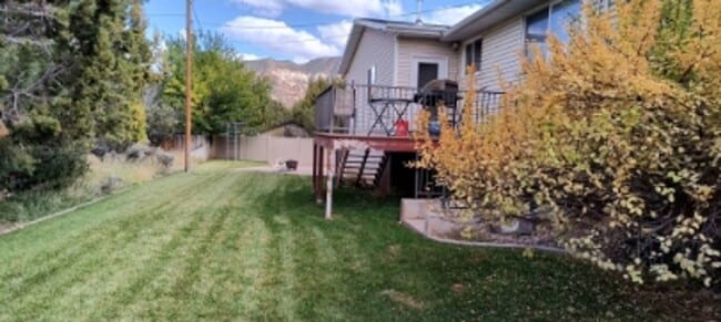 Foto del edificio - 1250 S Pinewood Dr