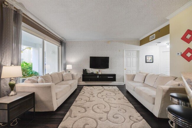Foto del edificio - 3245 NE 184th St