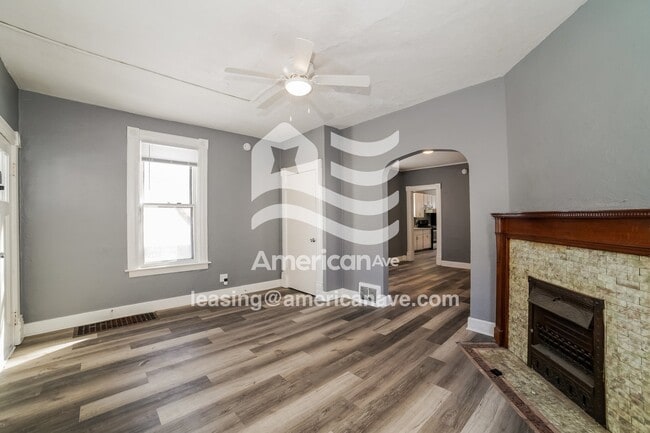 Foto del edificio - 204 E Thrush Ave