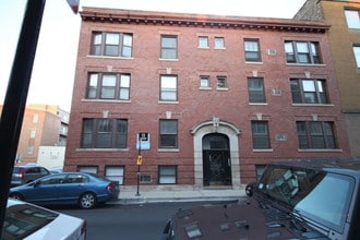 Building Photo - 2851 N Orchard St