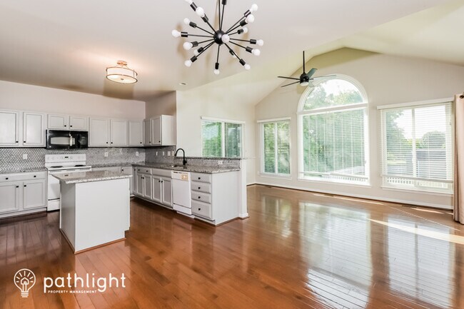 Foto del edificio - 1409 Trailing Ridge Rd