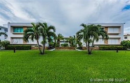 Building Photo - 10178 Collins Ave