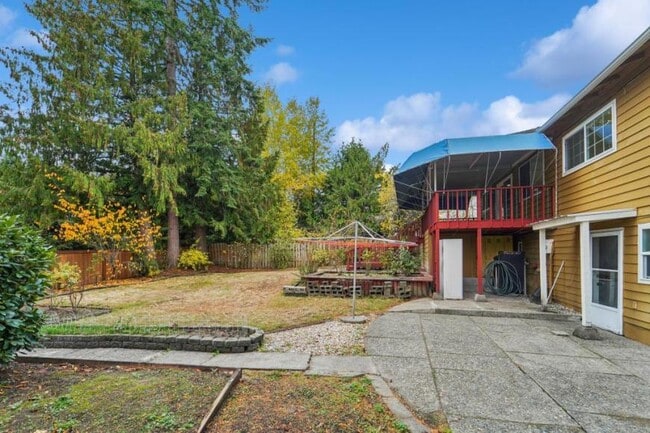 Foto del edificio - 5 bedroom in Renton WA 98058