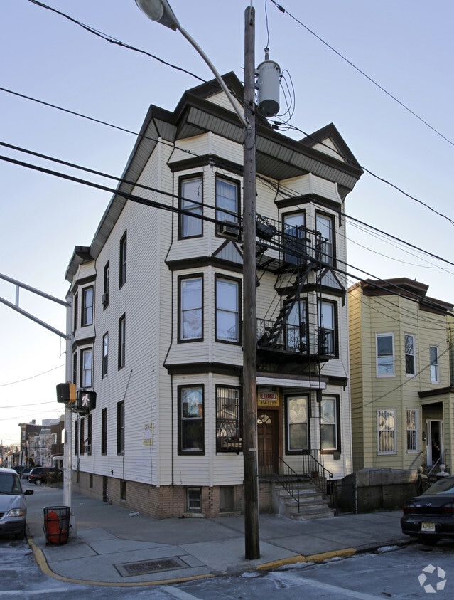 Foto del edificio - 901 17th St