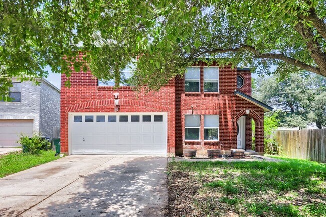 Building Photo - 512 Woodford Dr