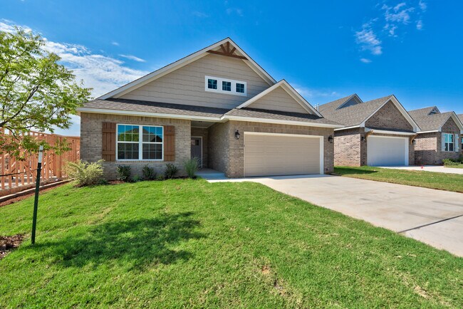 Building Photo - 12606 Shady Glen