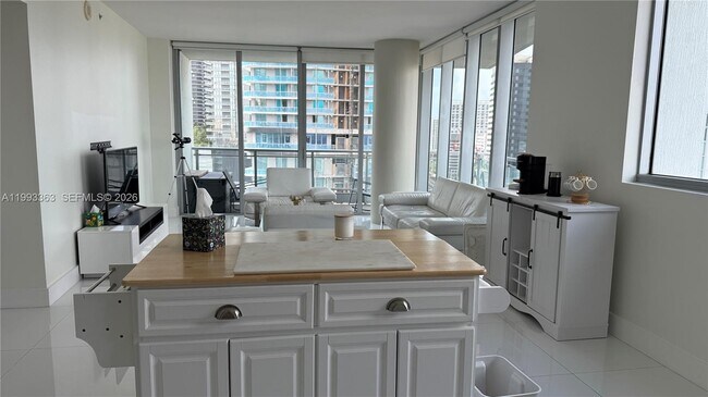 Foto del edificio - 92 SW 3rd St