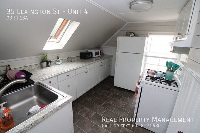 Building Photo - 3-Bedroom Apartment in Dover with New Upgr...