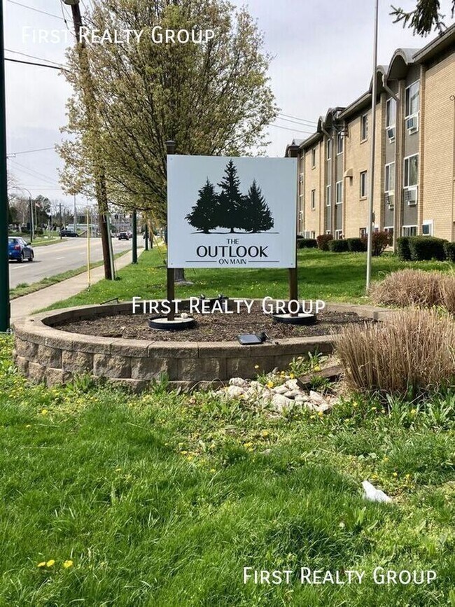 Foto del edificio - 5600 N Main St