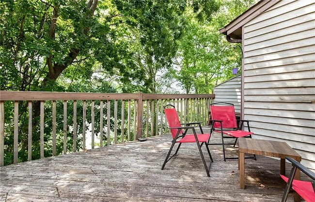 Building Photo - 205 Misty Point Ln