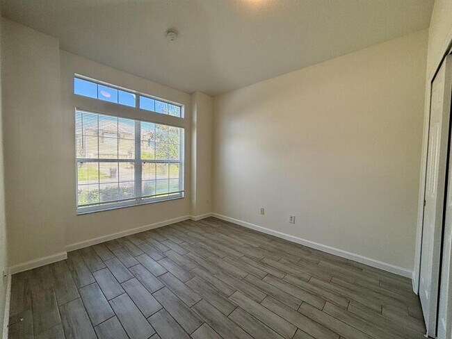 Foto del edificio - 10245 Cypress Trail Dr