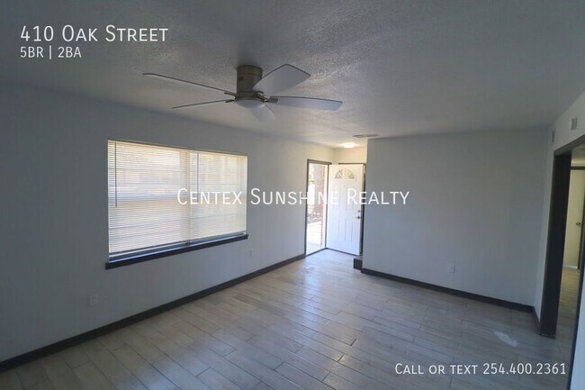 Foto del edificio - 410 Oak St