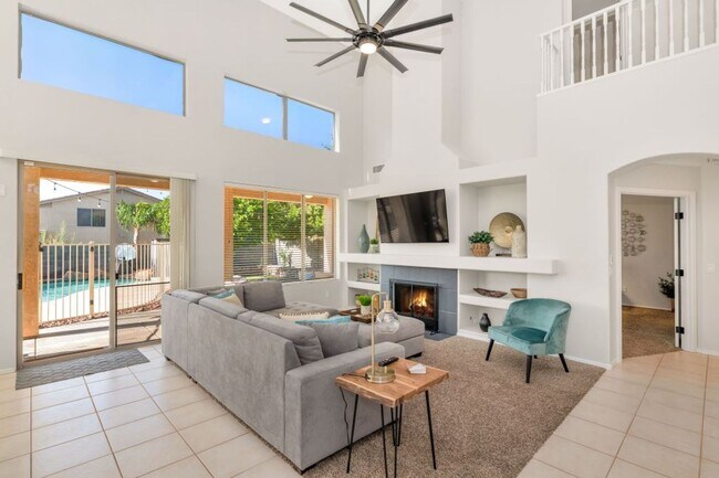 Foto del edificio - Rates Vary: $3,995 - $5,495