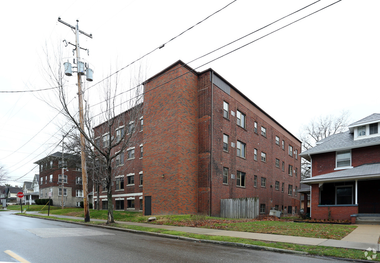 Building Photo - Rosaline Apartments