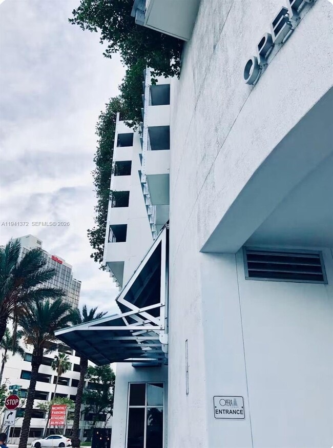 Foto del edificio - 1750 N Bayshore Dr