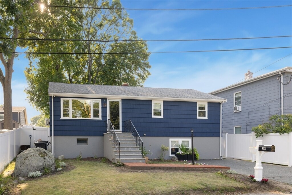 Primary Photo - 29 Clinton Ave