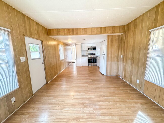 Foto del edificio - 2908 Banyan Ln