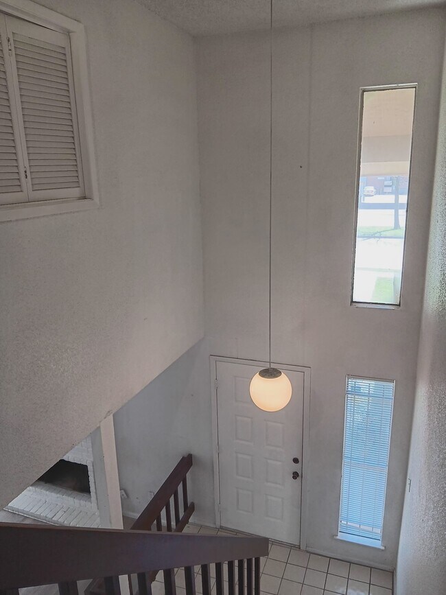 Foto del edificio - 6226 W Airport Blvd