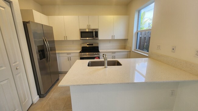 Building Photo - 28933 SW 162nd Ct
