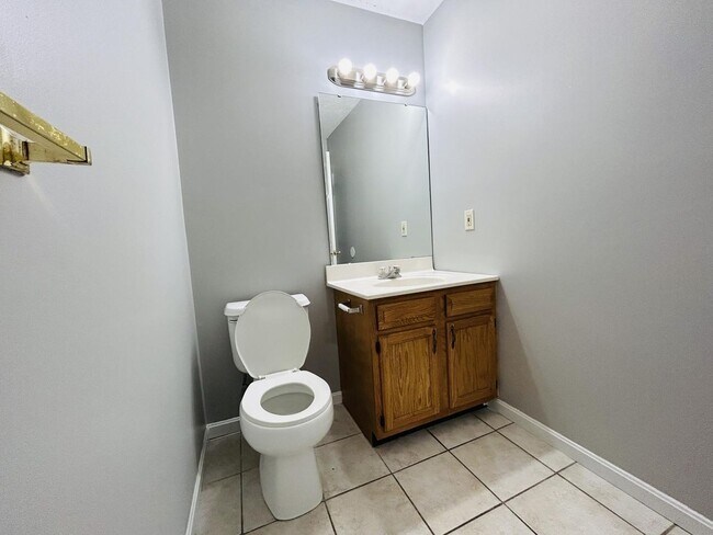 Foto del edificio - 13-15 Shenandoah Dr.