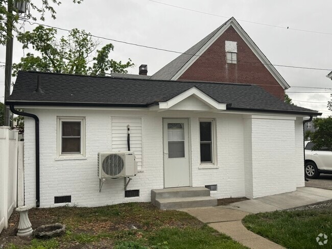 Building Photo - 264 4th Ave
